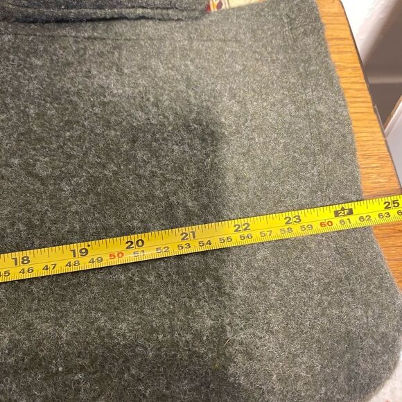 Soft Green mock neck sweater with pearl mesh neck detail size large - Picture 5 of 5